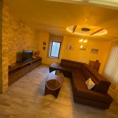 Pizzeria Antic's 3*