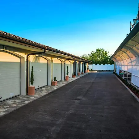 Motel Pizzeria Antic's 3*